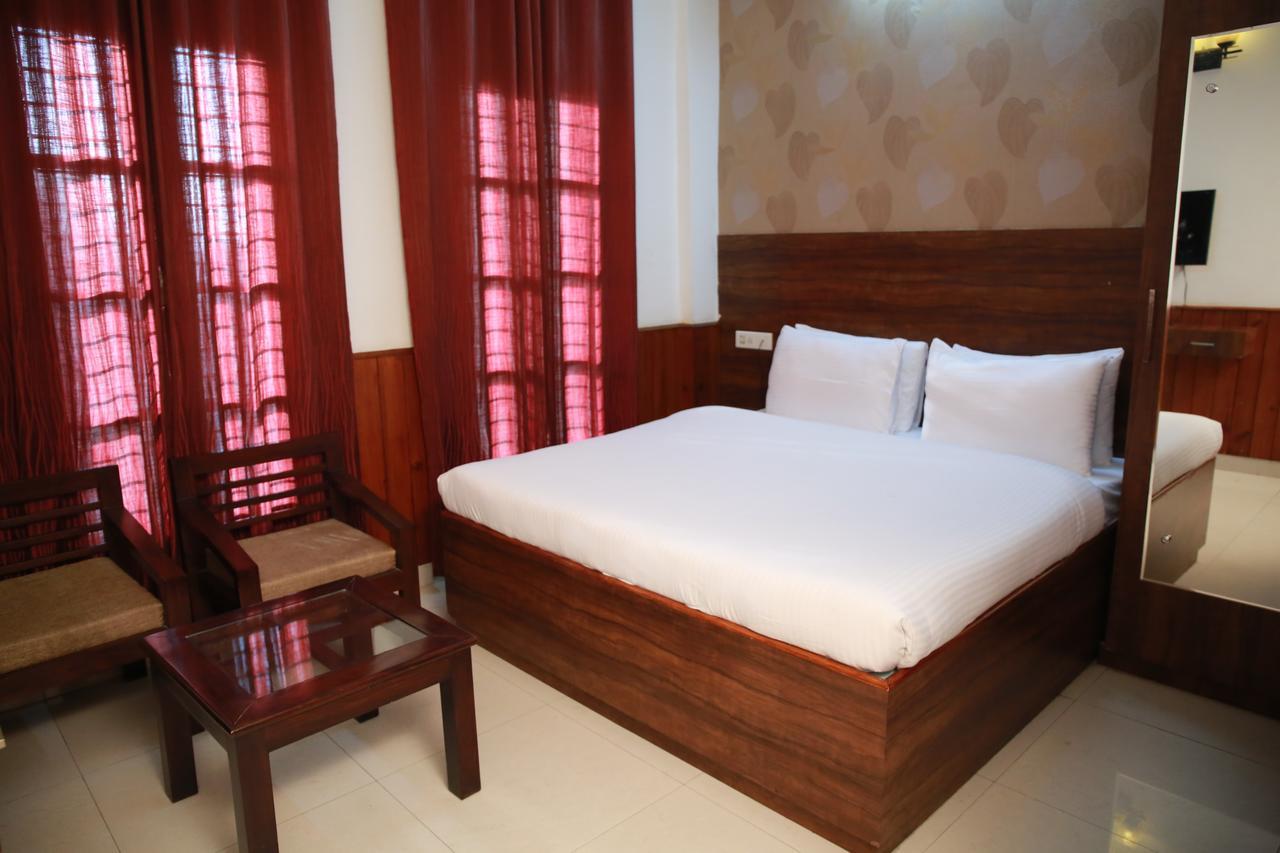 Red Apple Hotel Sangrur Exteriér fotografie